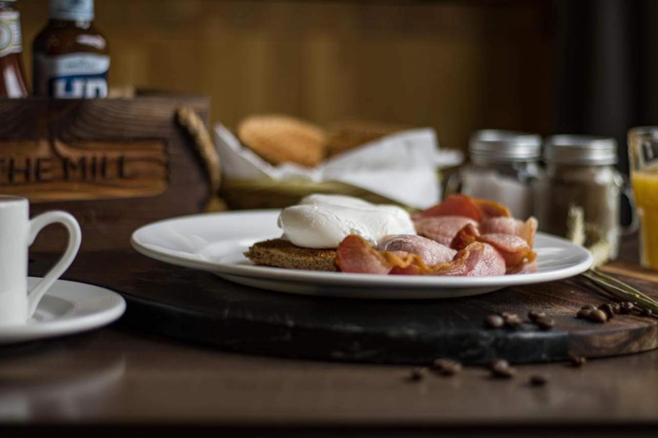 The Mill Bed And Breakfast Стоун Екстериор снимка