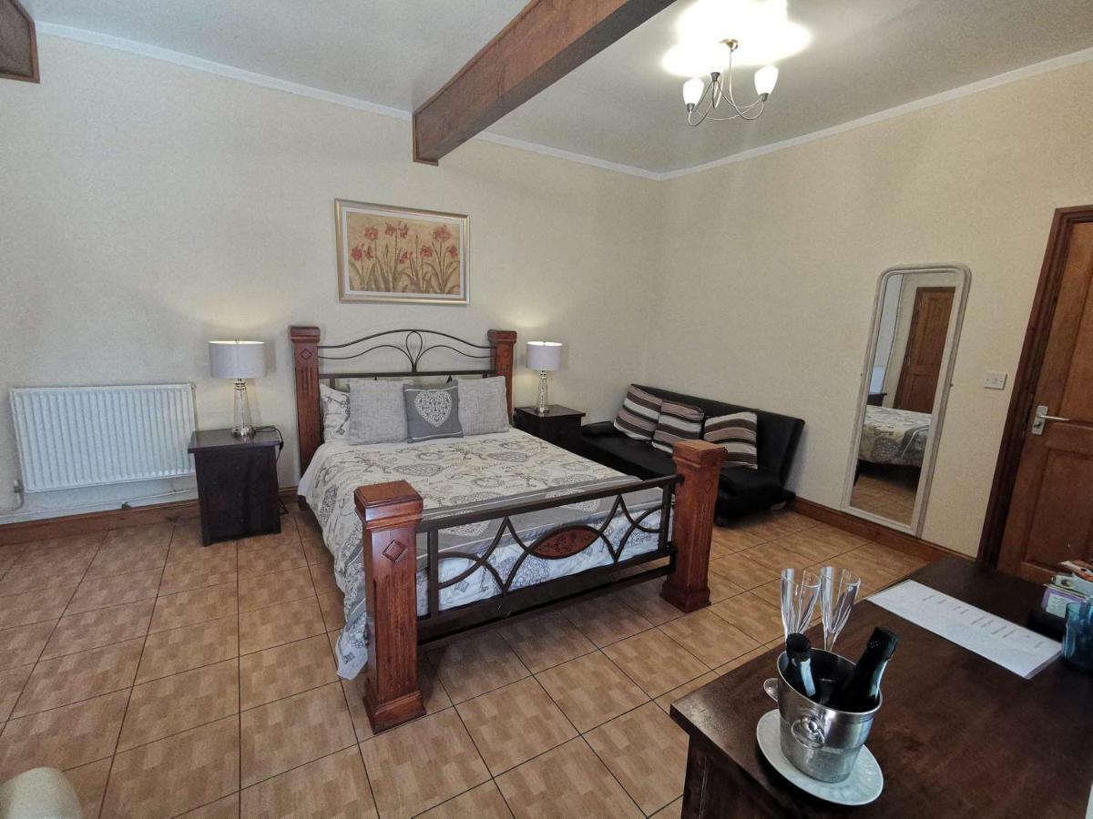 The Mill Bed And Breakfast Стоун Екстериор снимка